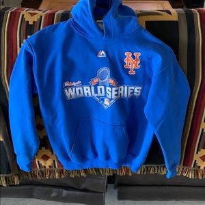 Youth medium pullover